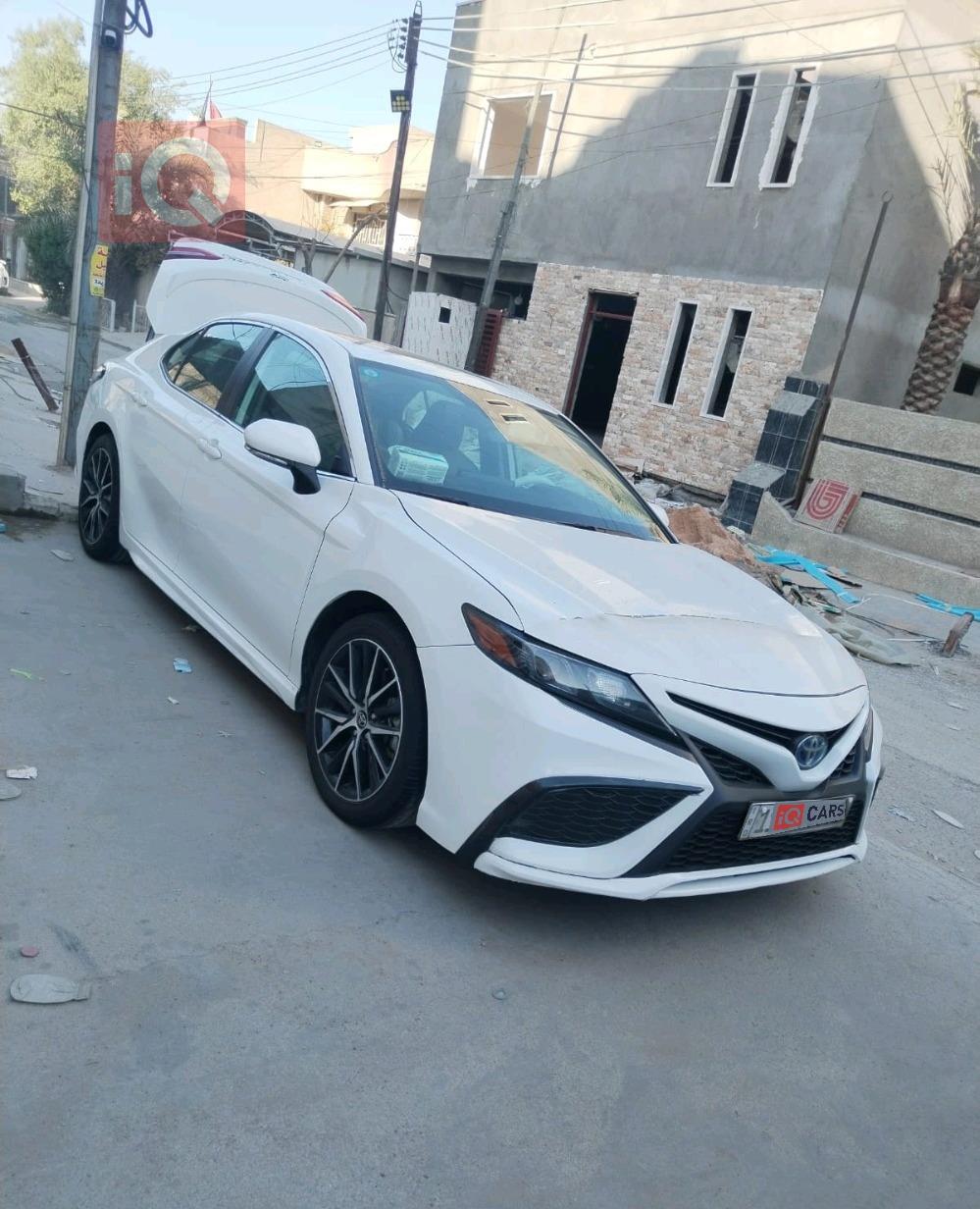 تۆیۆتا کامری